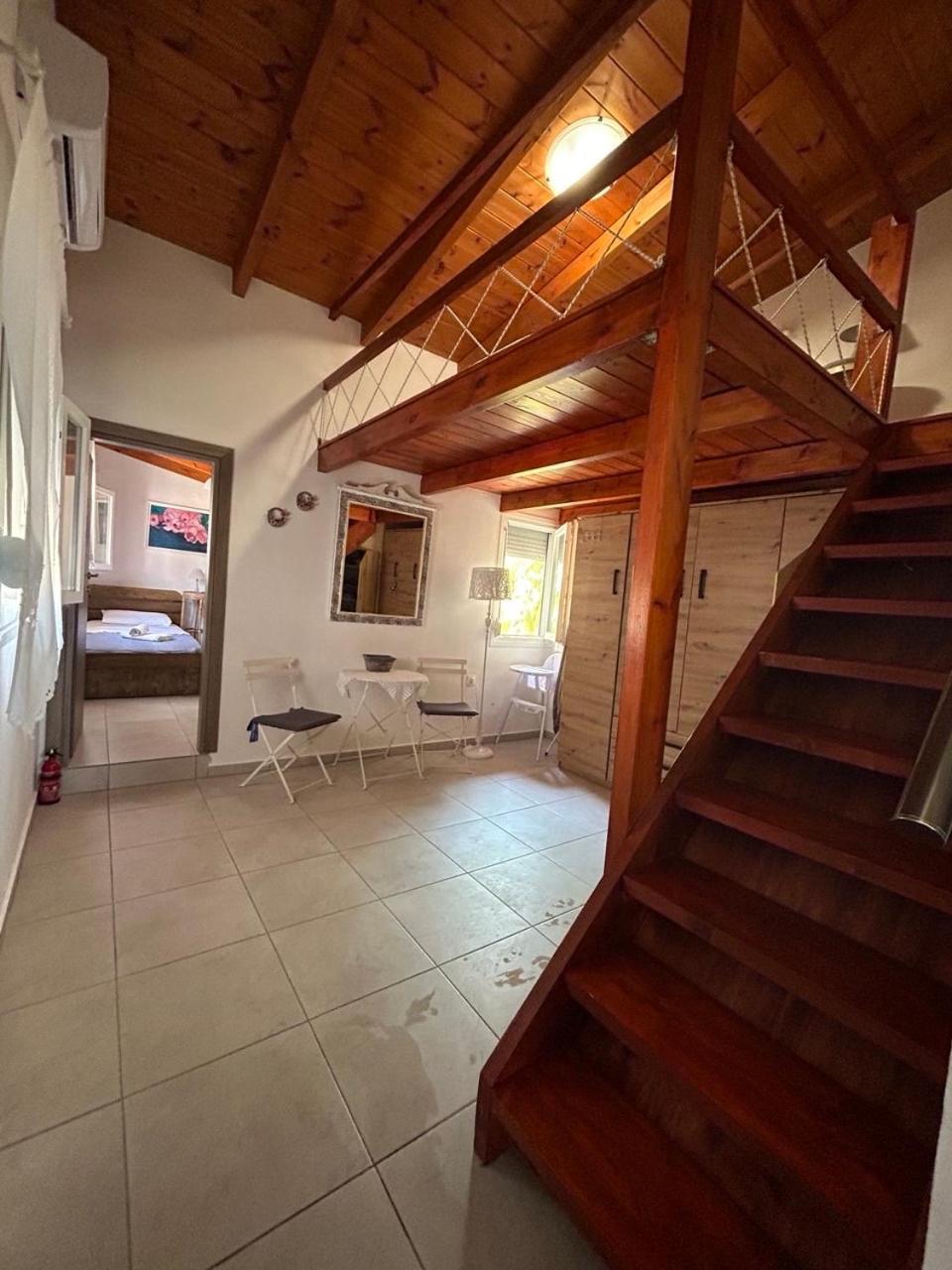 Villa House Gylisma *